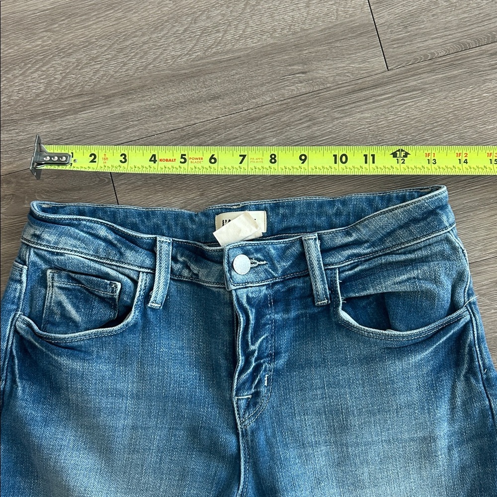 L'AGENCE Boyfriend Fit Straight Leg Jeans 24 - Picture 8 of 9